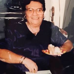 Meet your Posher, Onelia